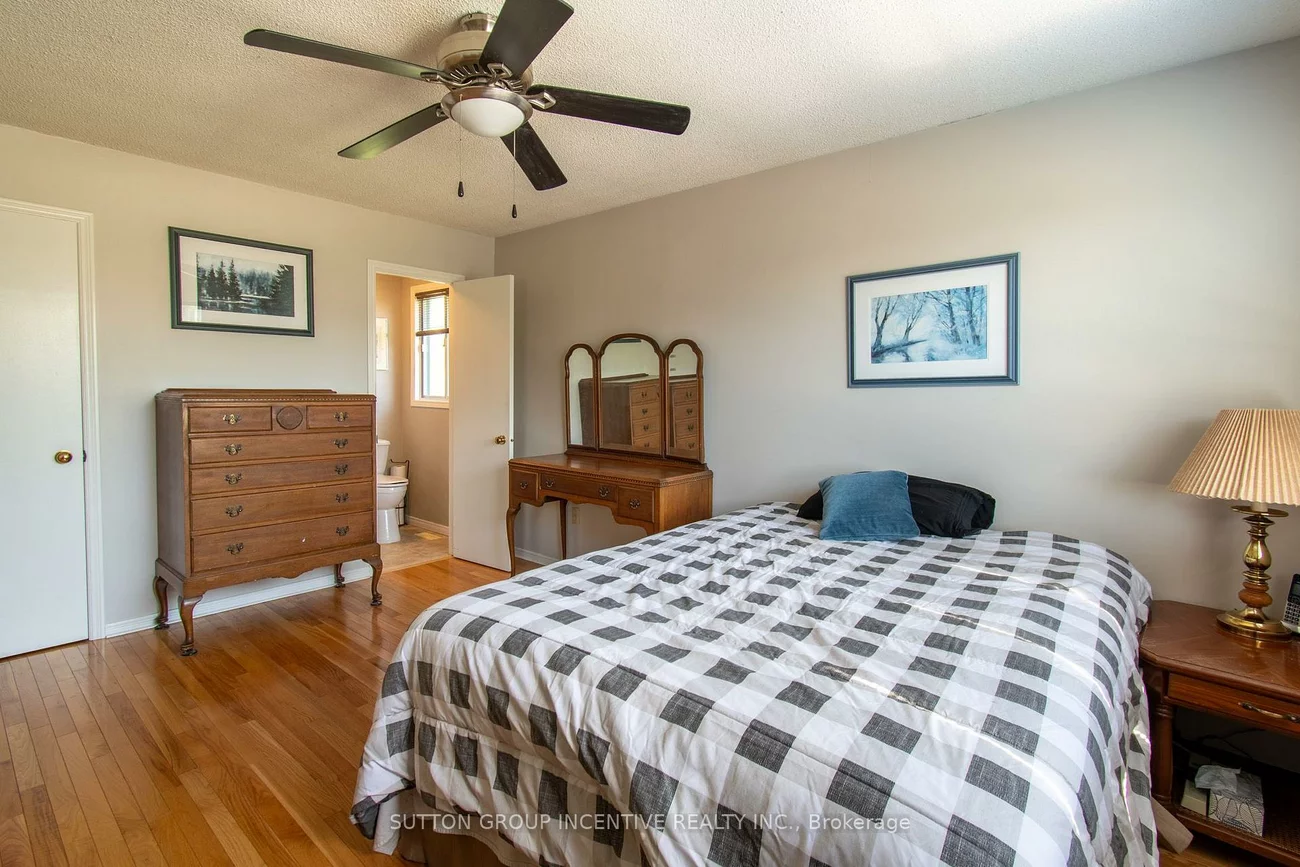 2114, Chantler, Stroud, Innisfil