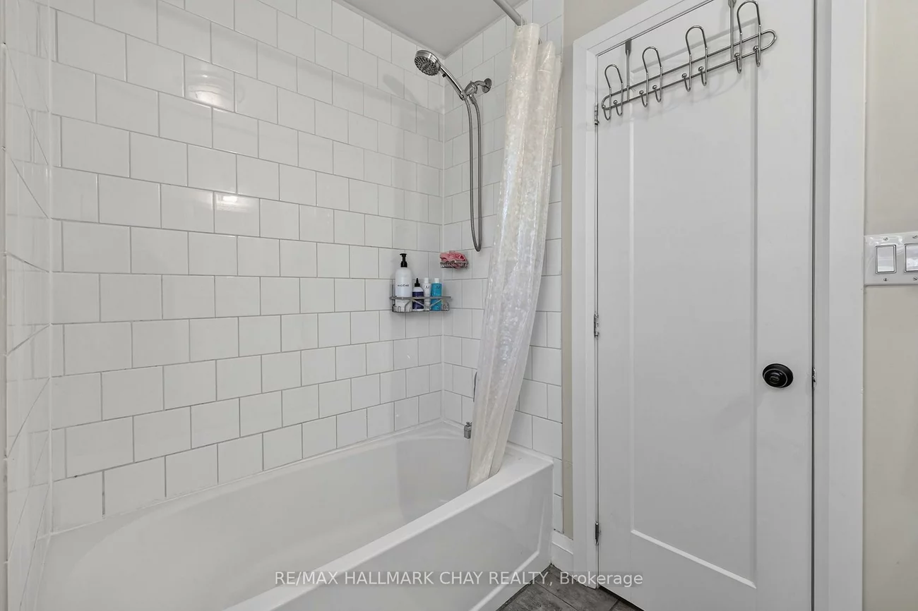 940, Nantyr, Alcona, Innisfil