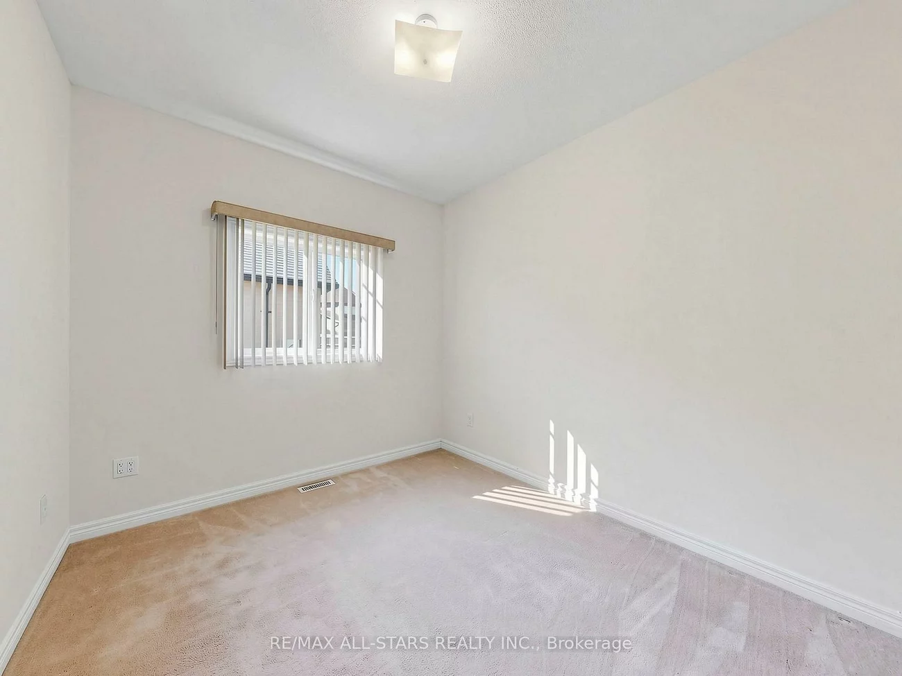 1178, Mitchell, Alcona, Innisfil