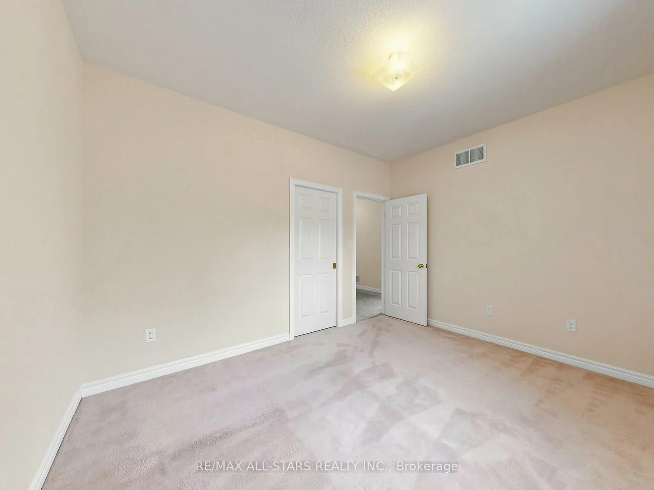 1178, Mitchell, Alcona, Innisfil