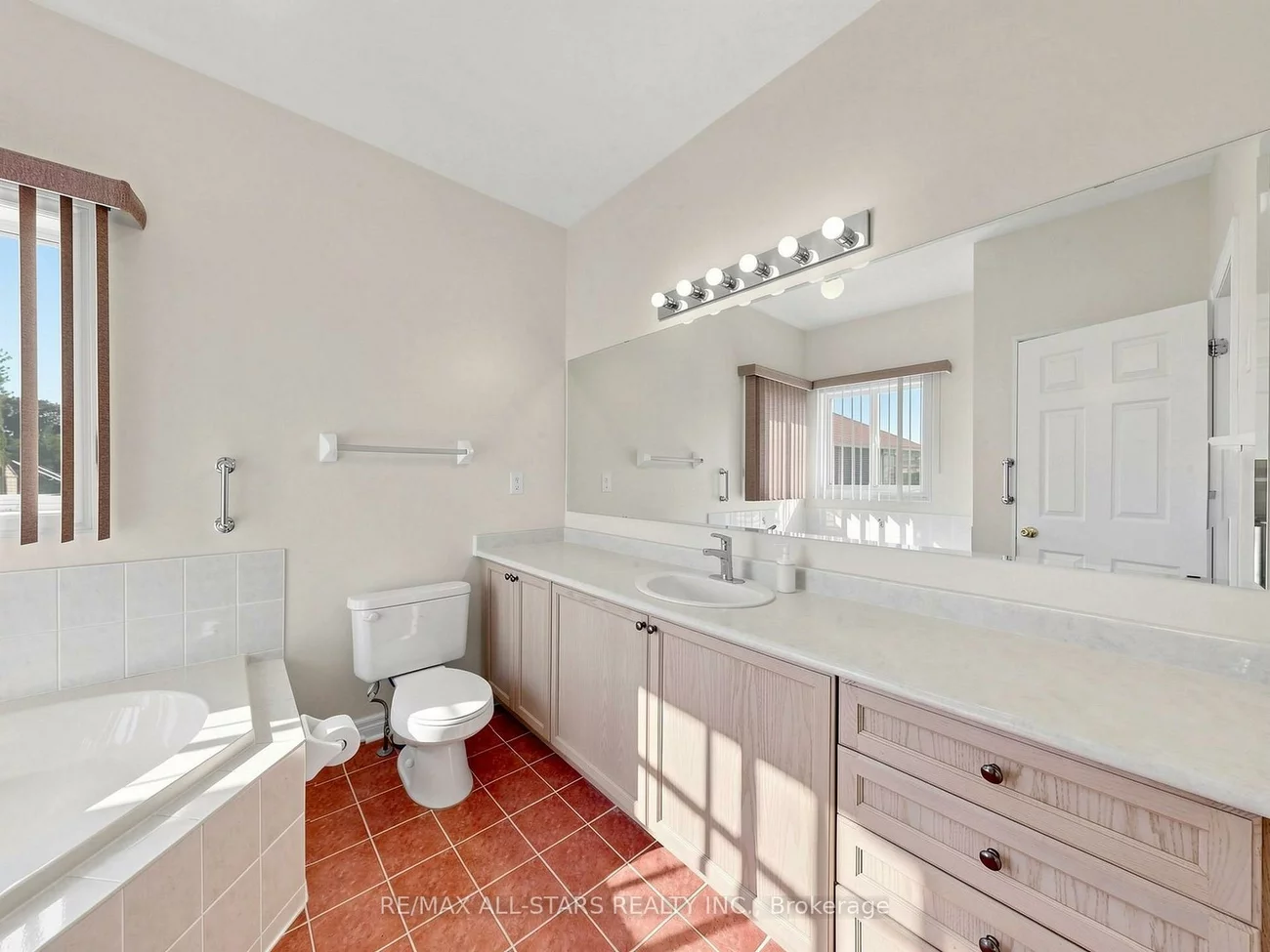 1178, Mitchell, Alcona, Innisfil