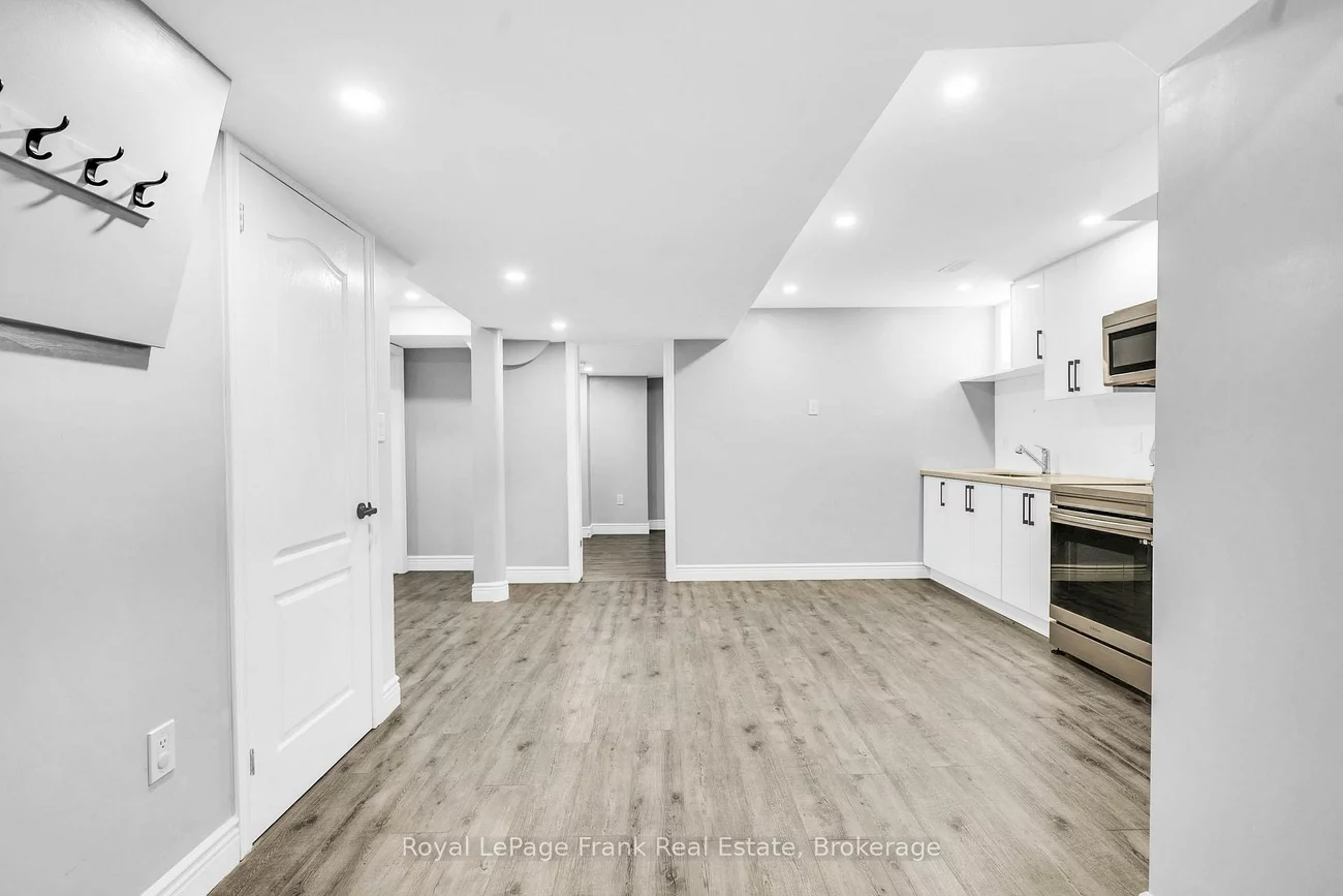 3B, George, Cookstown, Innisfil