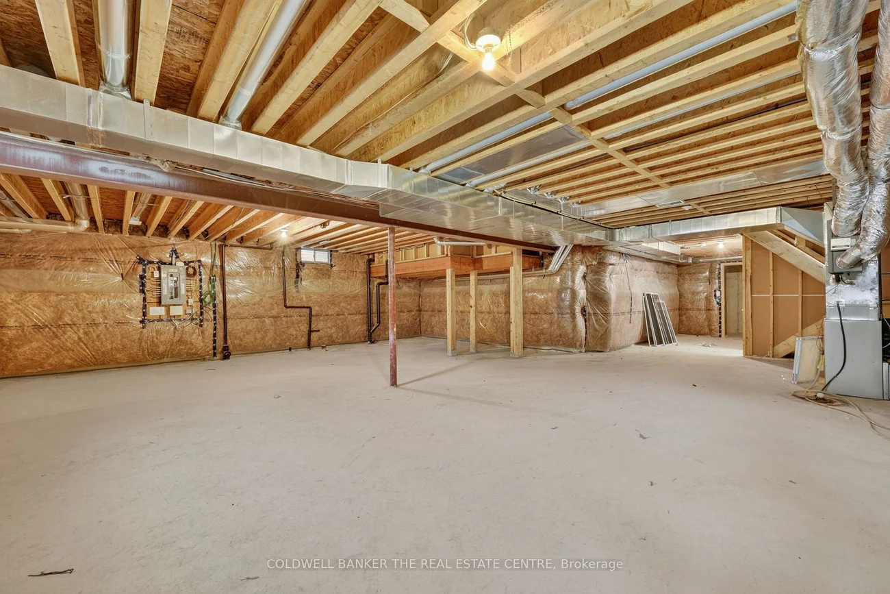 1048, Barton, Alcona, Innisfil