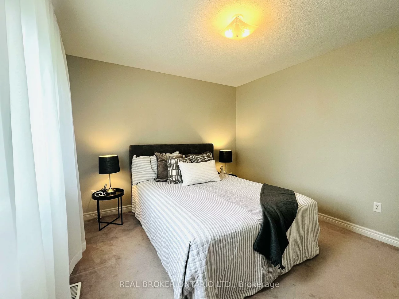 2342, Somers, Alcona, Innisfil