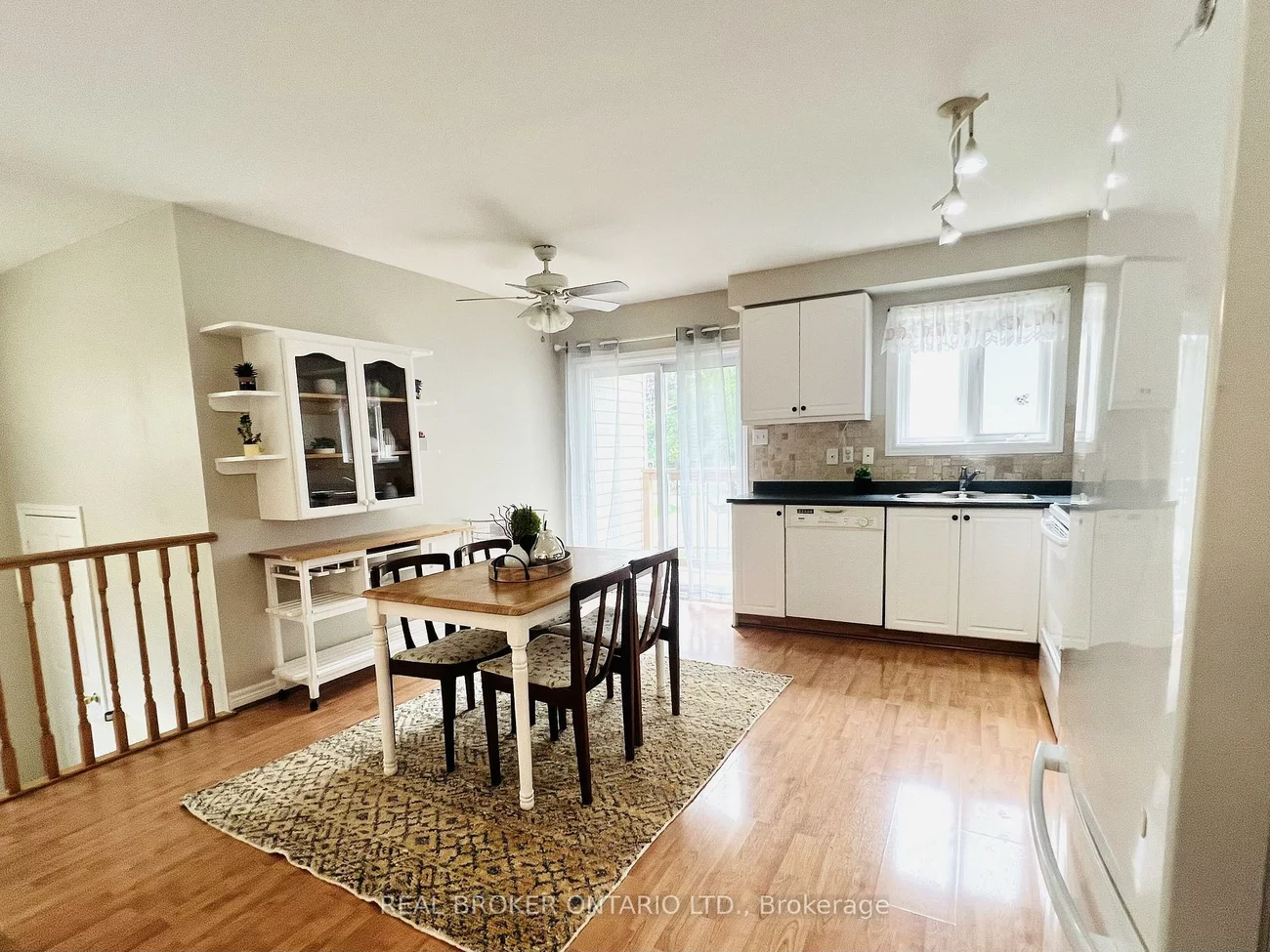 2342, Somers, Alcona, Innisfil