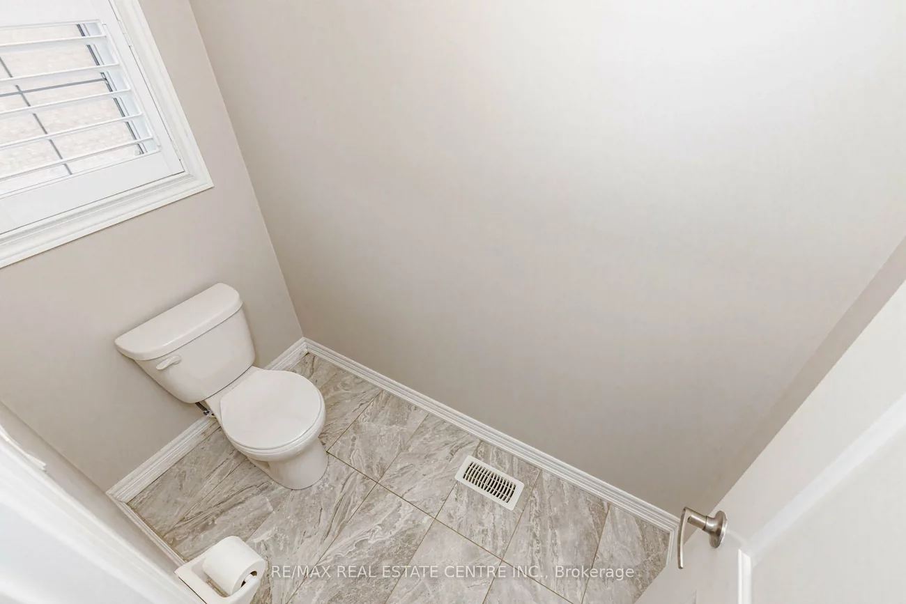1332, Blackmore, Alcona, Innisfil