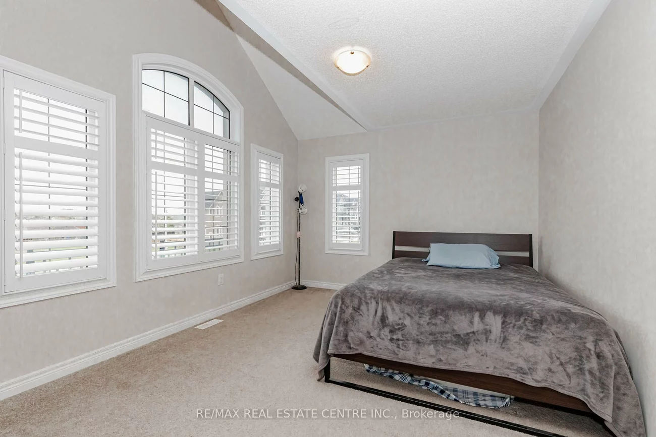 1332, Blackmore, Alcona, Innisfil