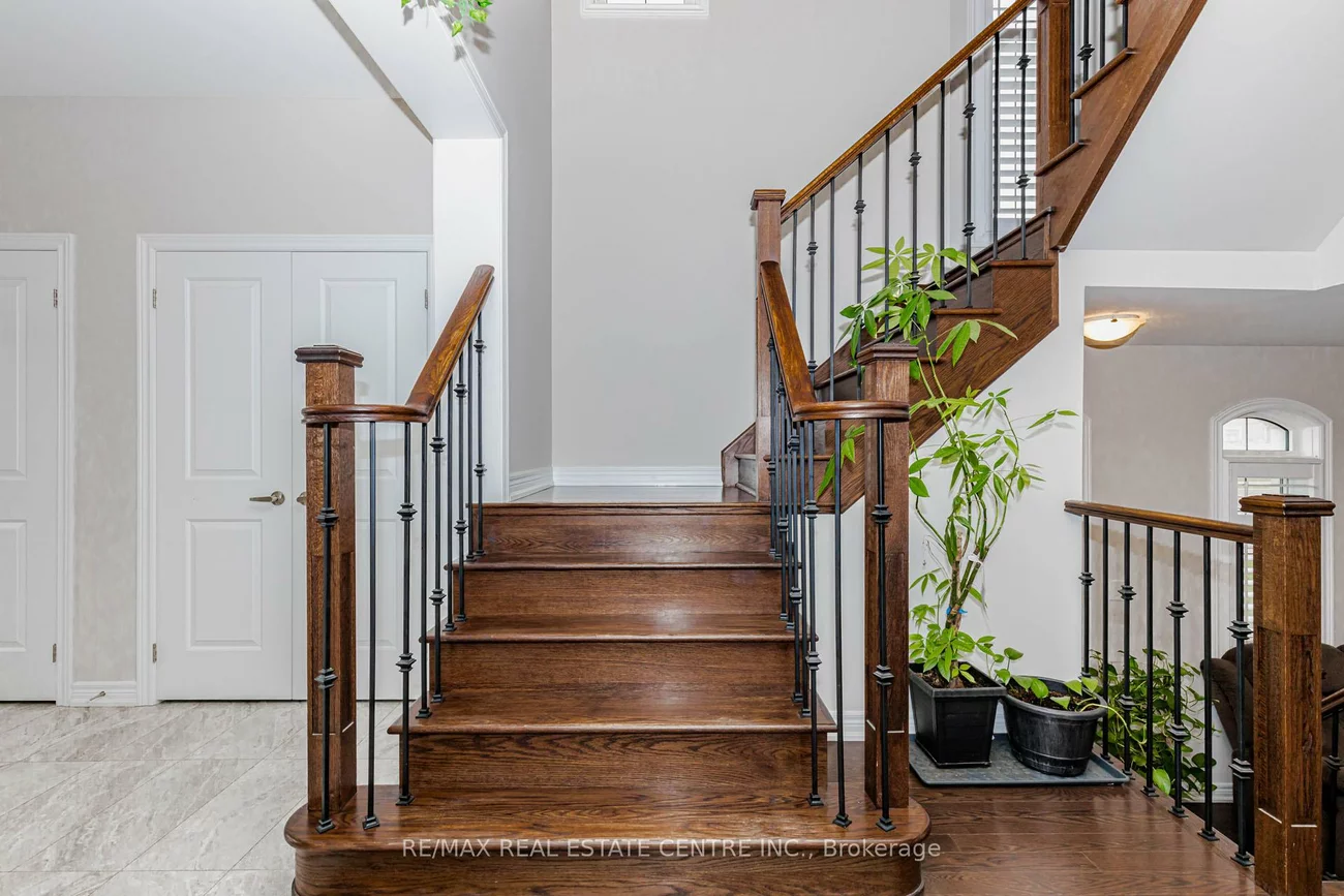 1332, Blackmore, Alcona, Innisfil