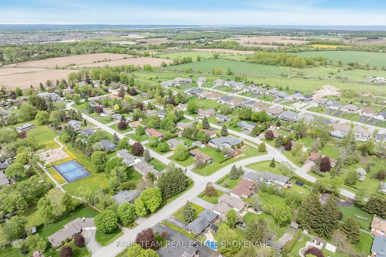 201, Parkside, Stroud, Innisfil