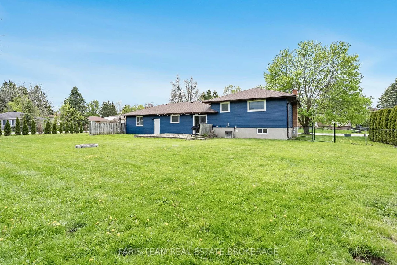 201, Parkside, Stroud, Innisfil