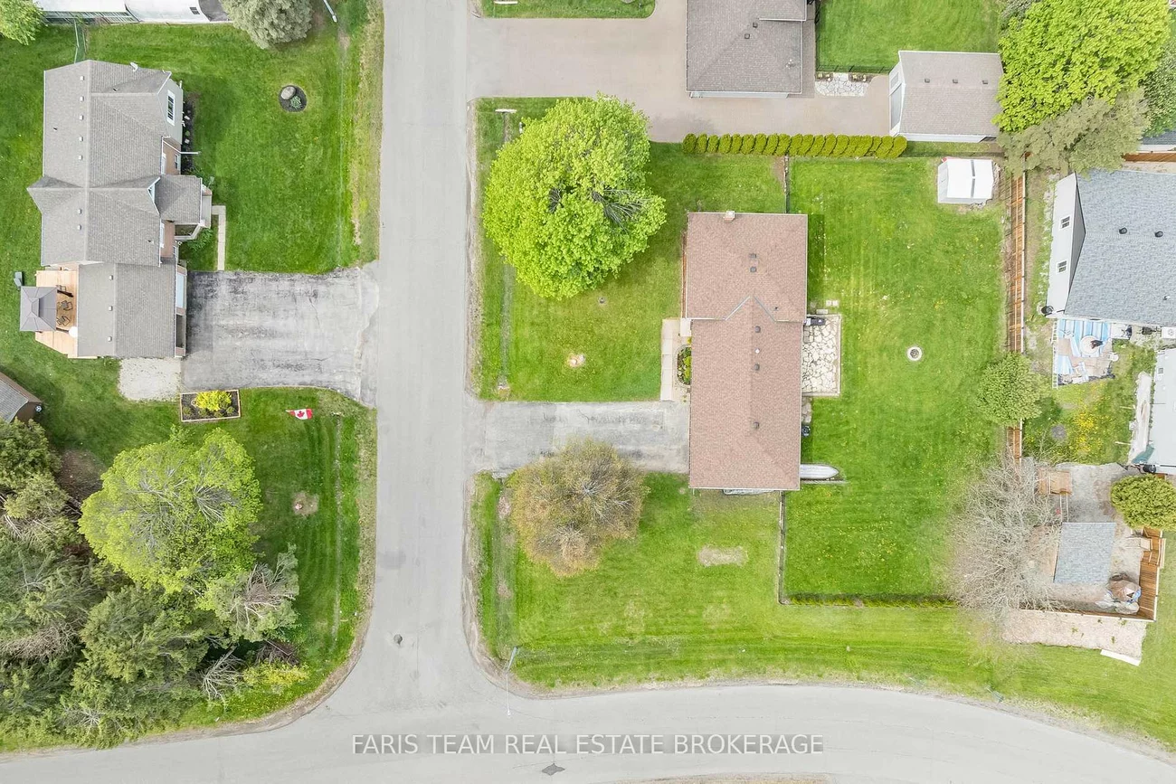 201, Parkside, Stroud, Innisfil