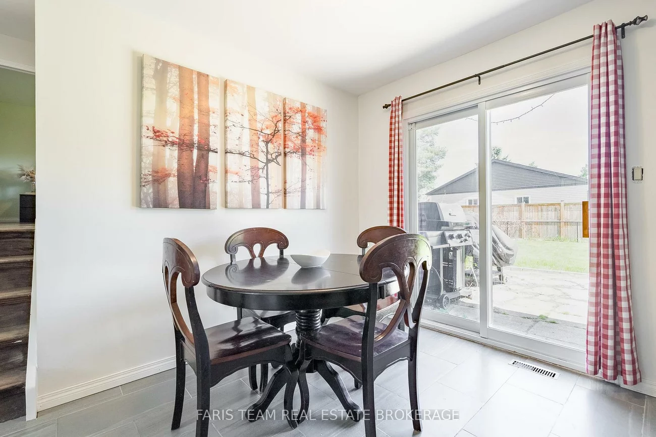 201, Parkside, Stroud, Innisfil