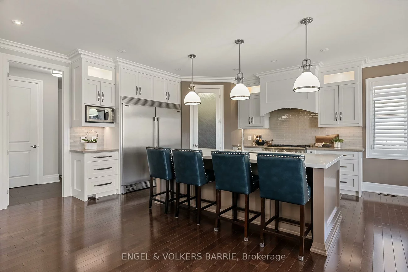 327, Sunnybrae, Stroud, Innisfil
