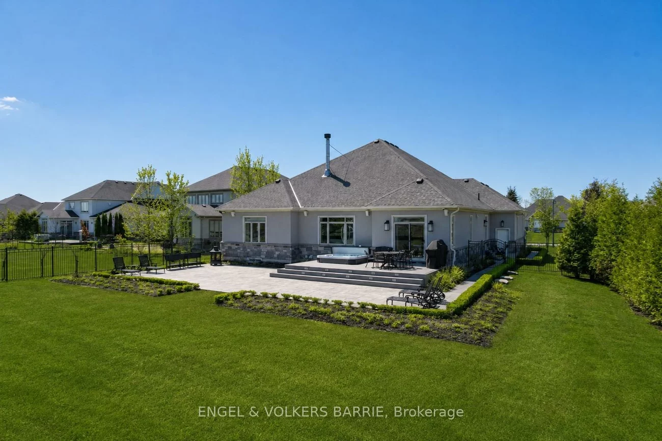 327, Sunnybrae, Stroud, Innisfil