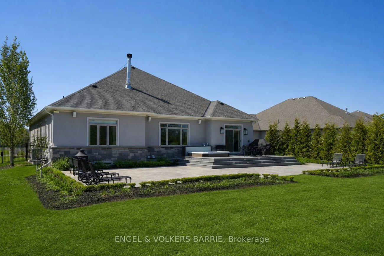 327, Sunnybrae, Stroud, Innisfil