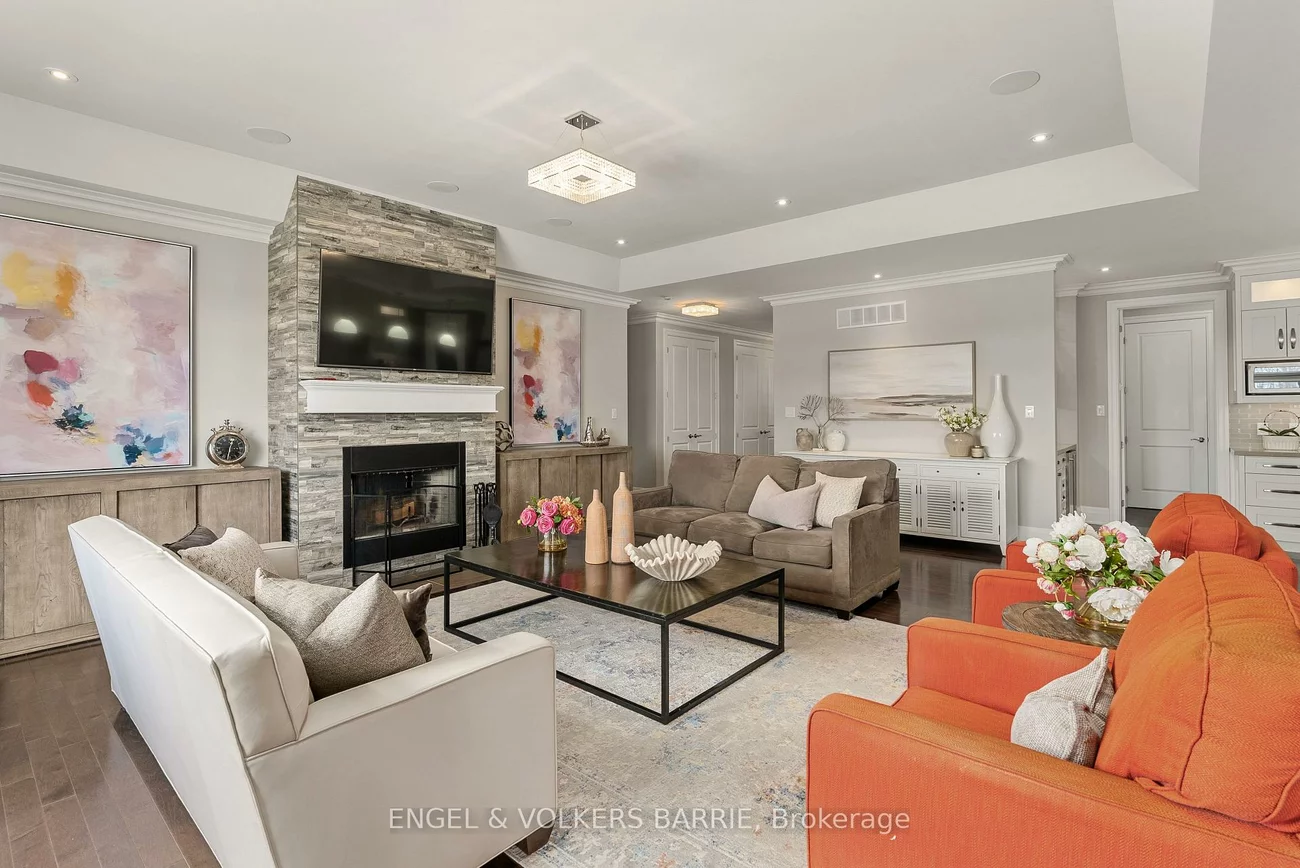 327, Sunnybrae, Stroud, Innisfil