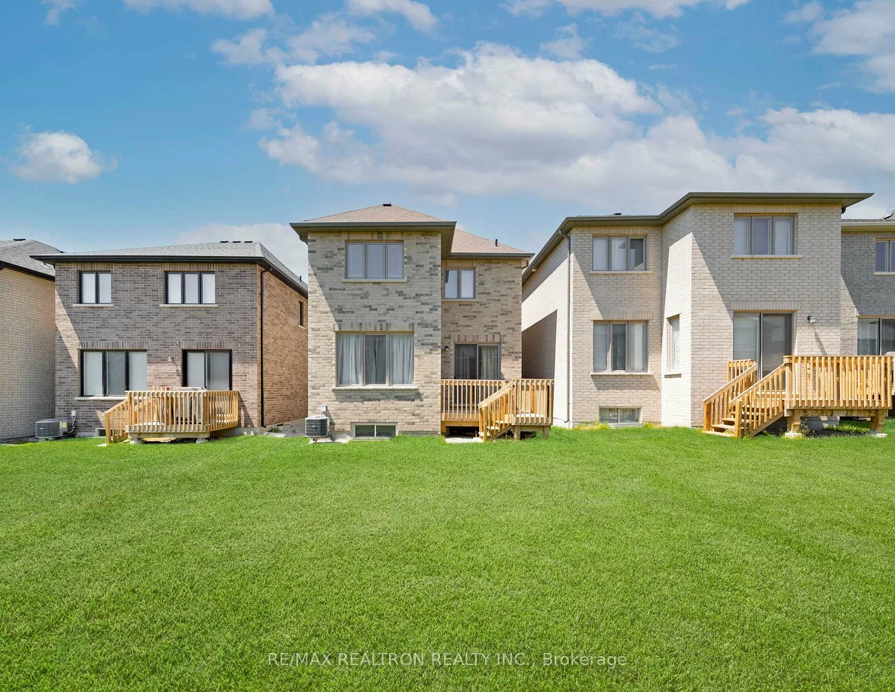 2109, Wilson, Alcona, Innisfil