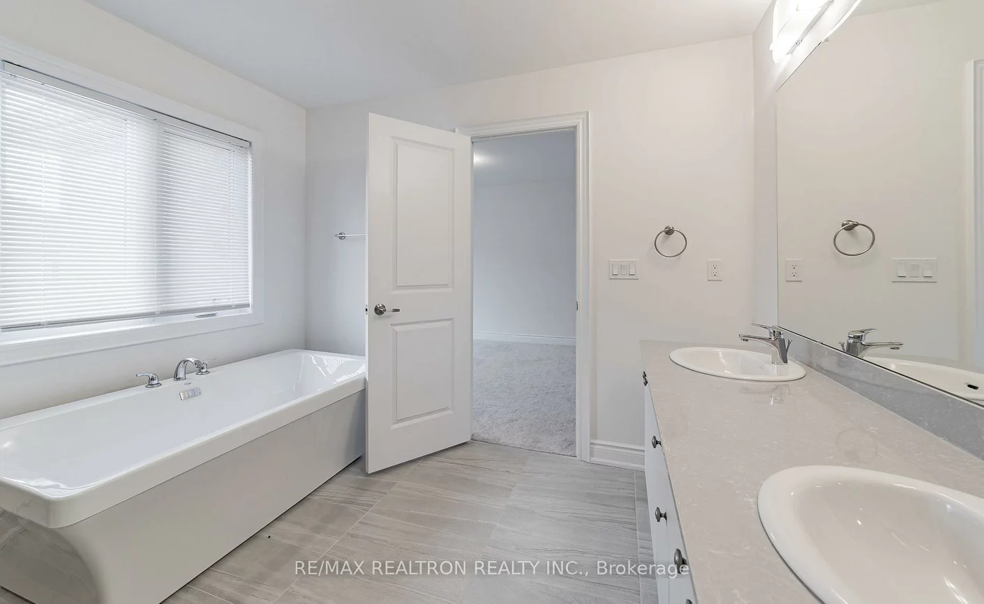 2109, Wilson, Alcona, Innisfil