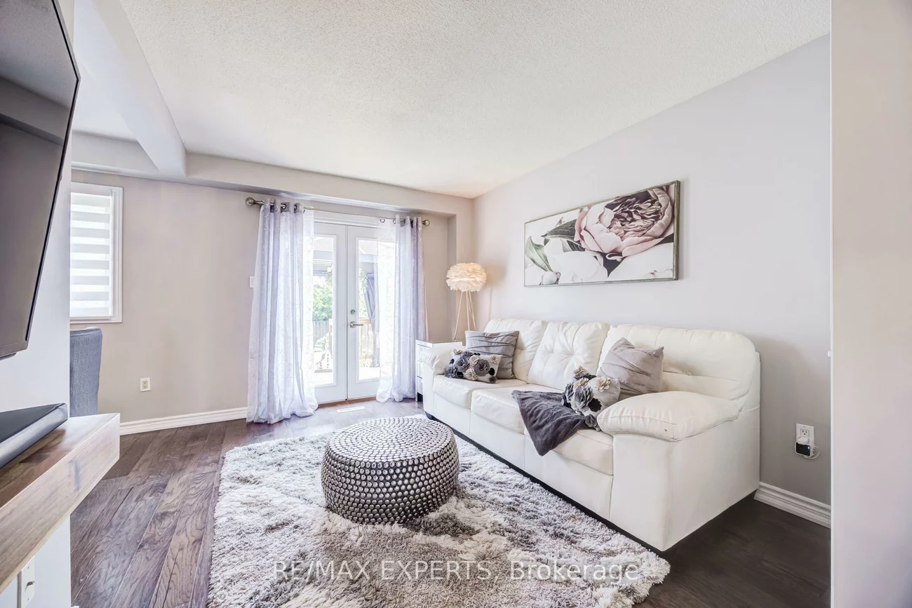 2254, Chalmers, Alcona, Innisfil