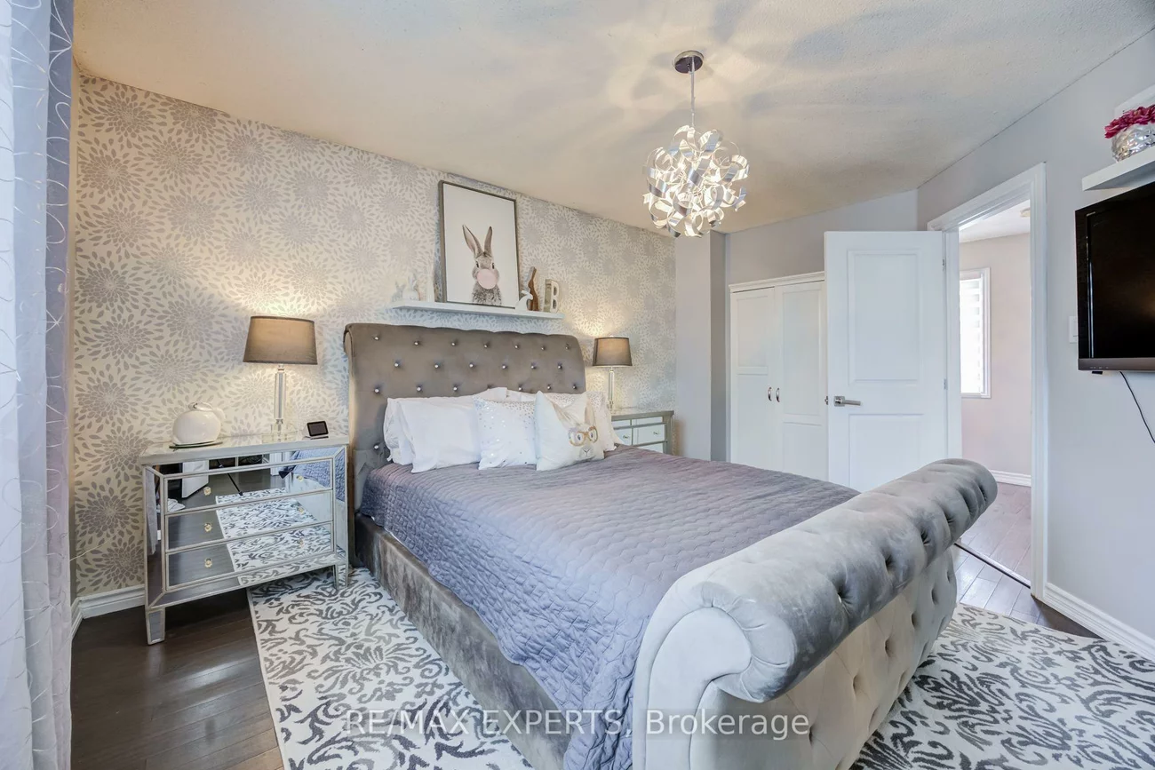 2254, Chalmers, Alcona, Innisfil