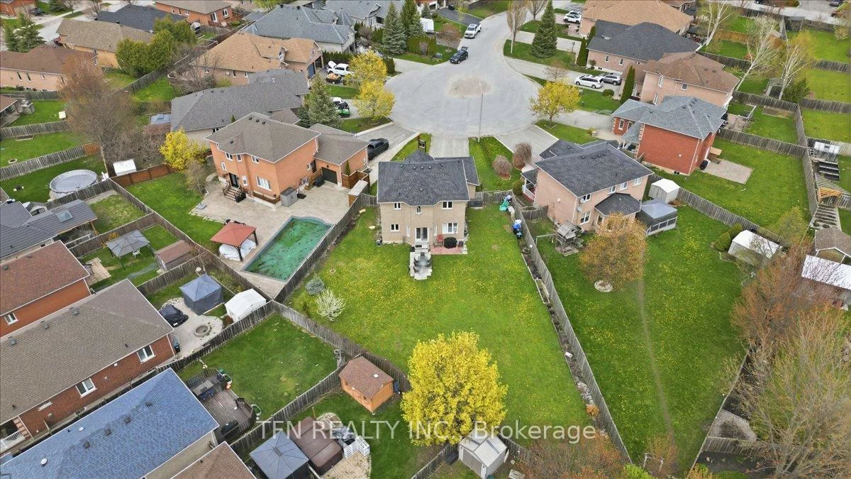 2073, Cynthia, Alcona, Innisfil