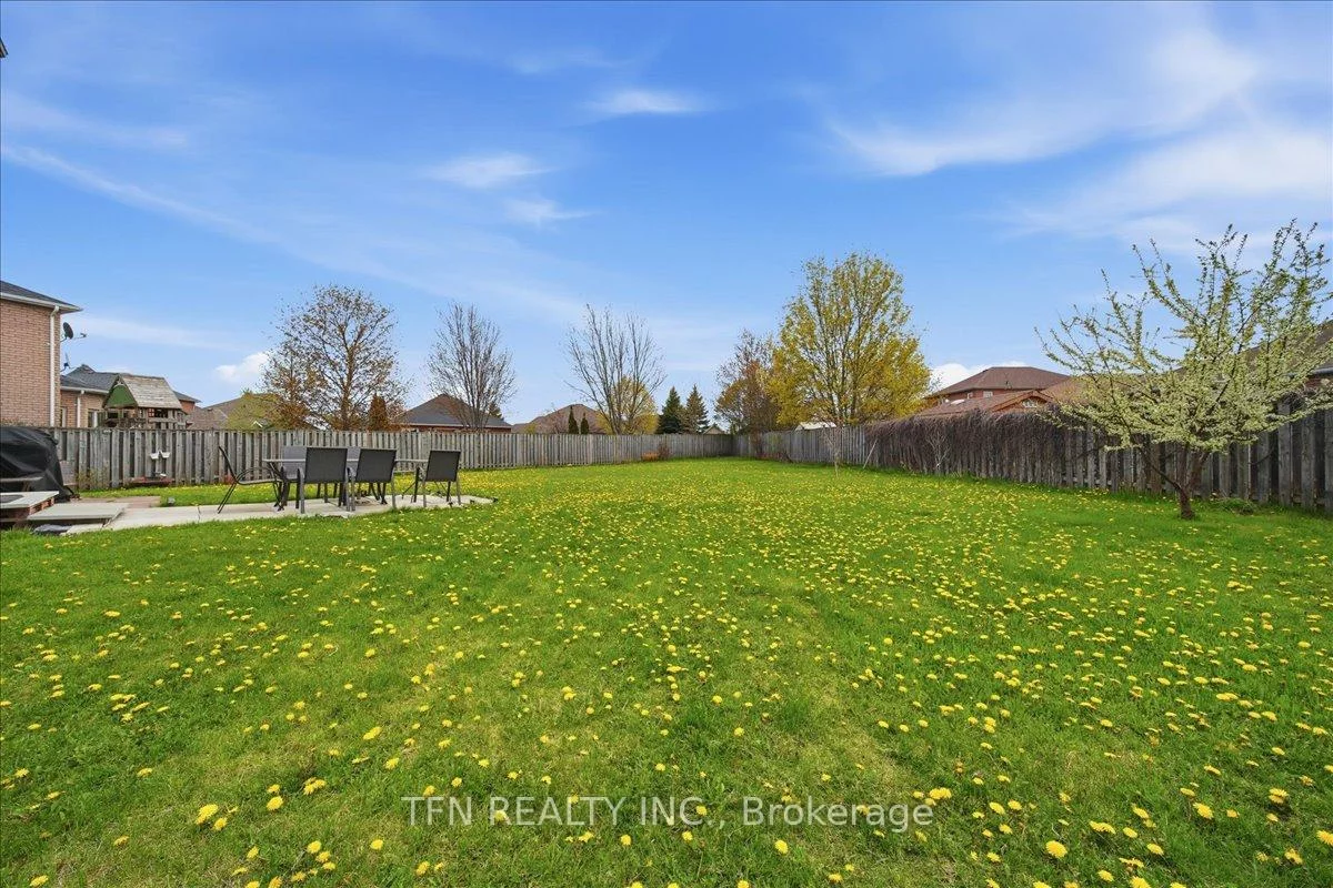 2073, Cynthia, Alcona, Innisfil