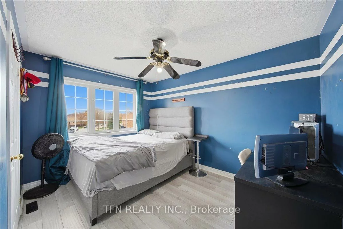 2073, Cynthia, Alcona, Innisfil