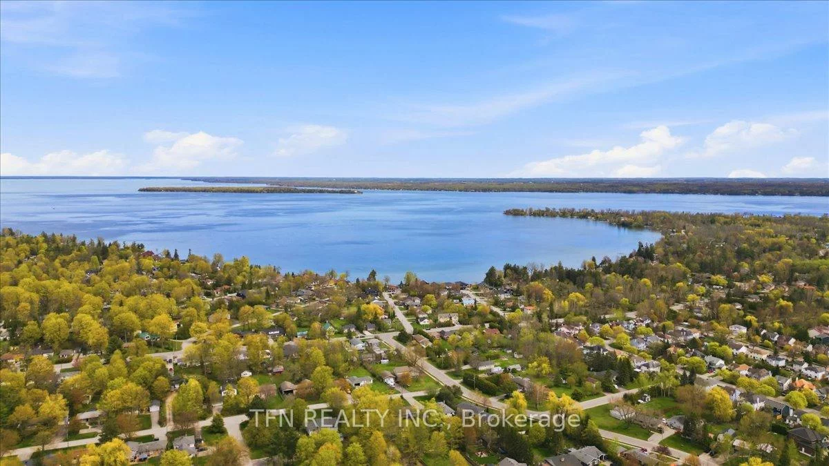 2073, Cynthia, Alcona, Innisfil