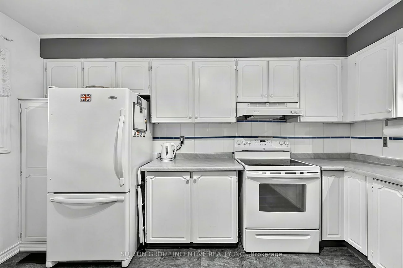 1006, Lebanon, Alcona, Innisfil