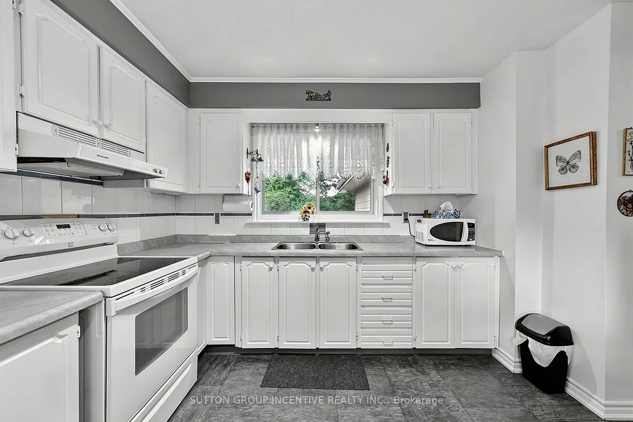 1006, Lebanon, Alcona, Innisfil