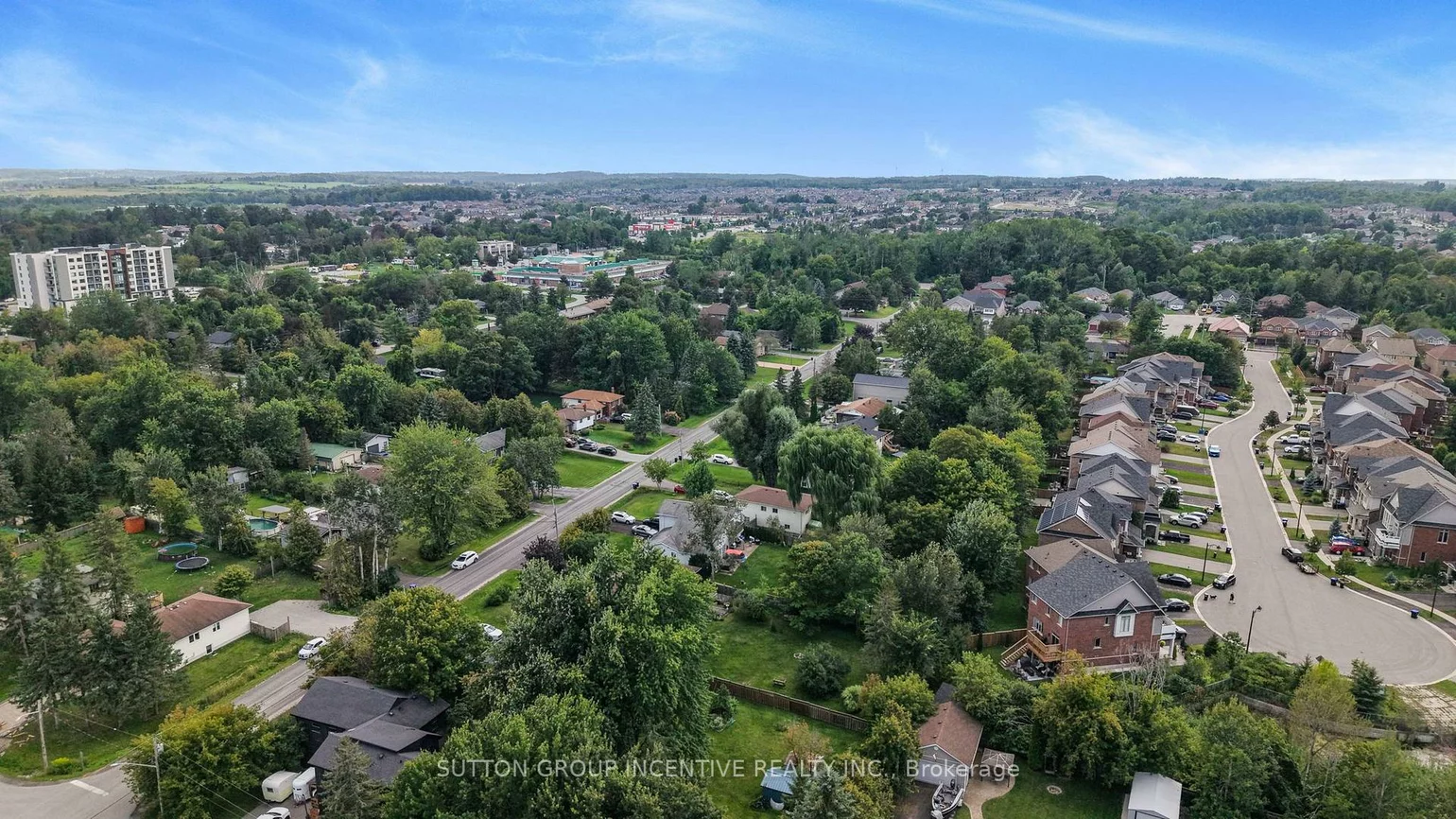 1006, Lebanon, Alcona, Innisfil