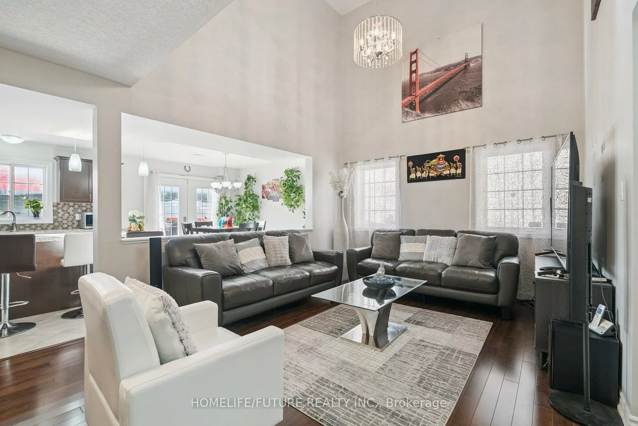 2048, Mcneil, Alcona, Innisfil
