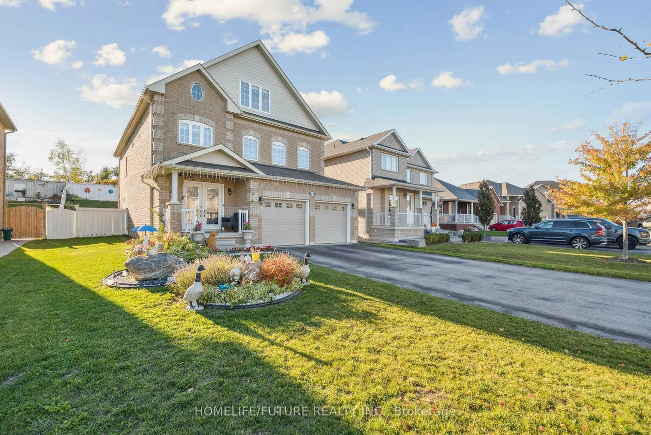 2048, Mcneil, Alcona, Innisfil