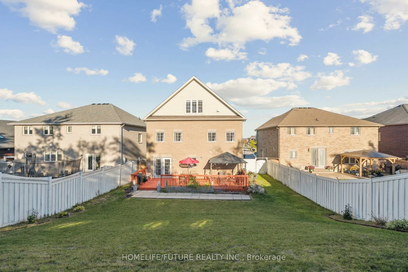 2048, Mcneil, Alcona, Innisfil