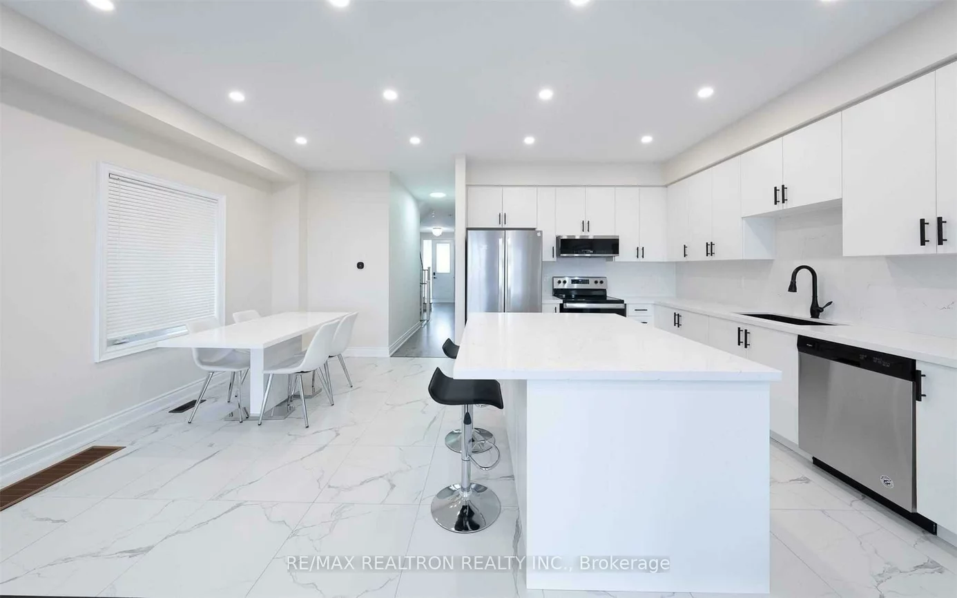 1172, Peelar, Lefroy, Innisfil