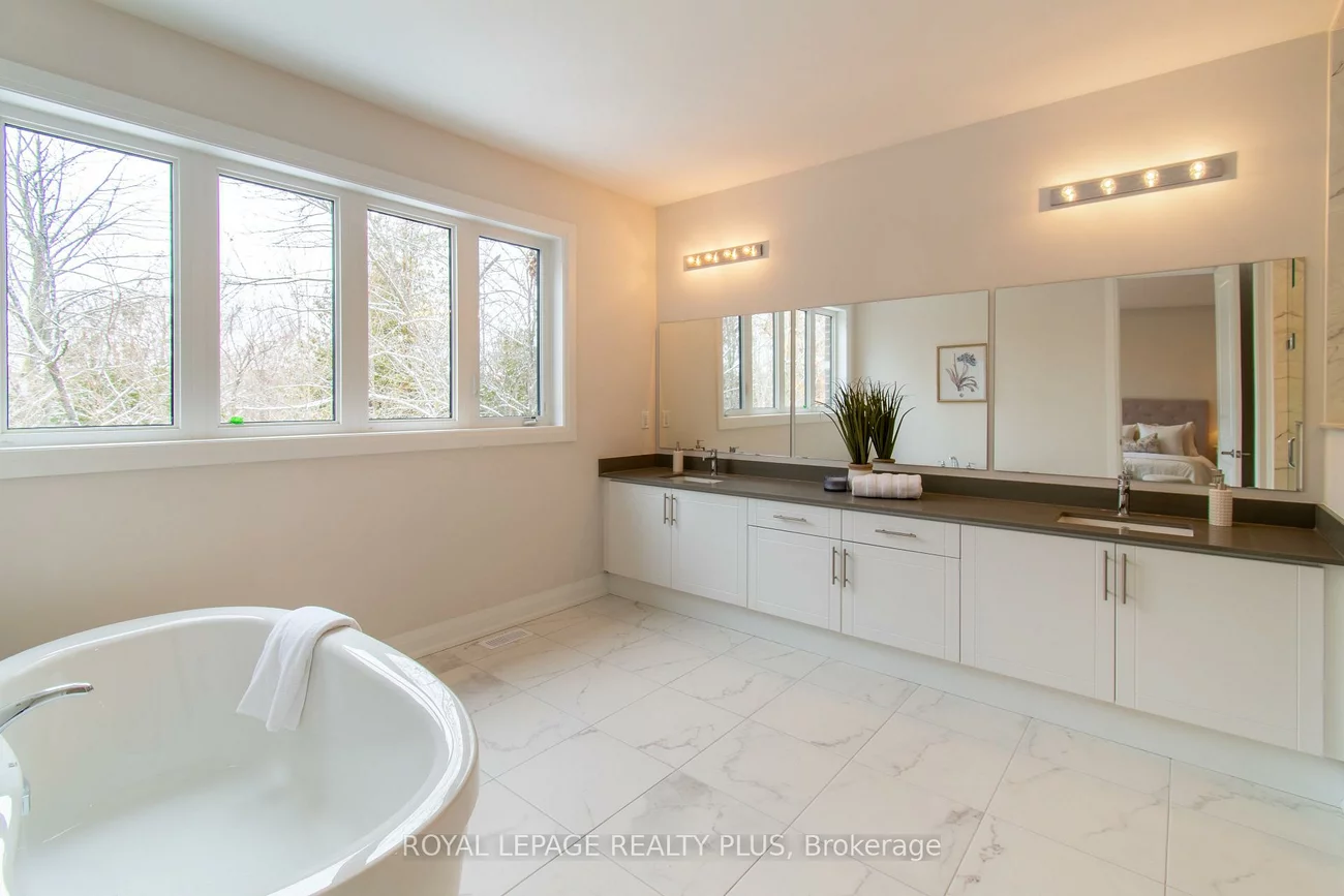 980, Church, Lefroy, Innisfil