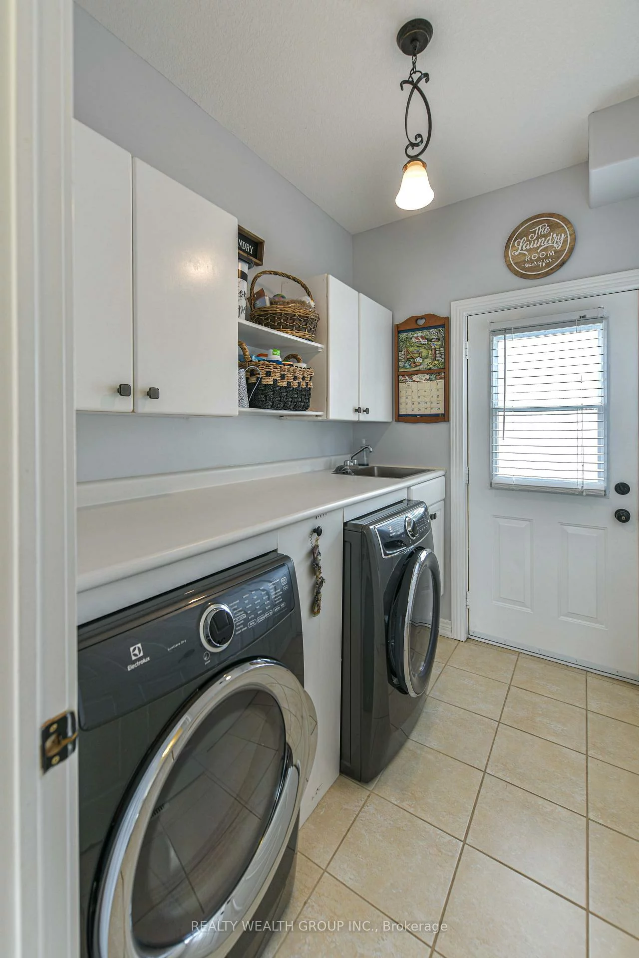 1050, Gardner, Gilford, Innisfil