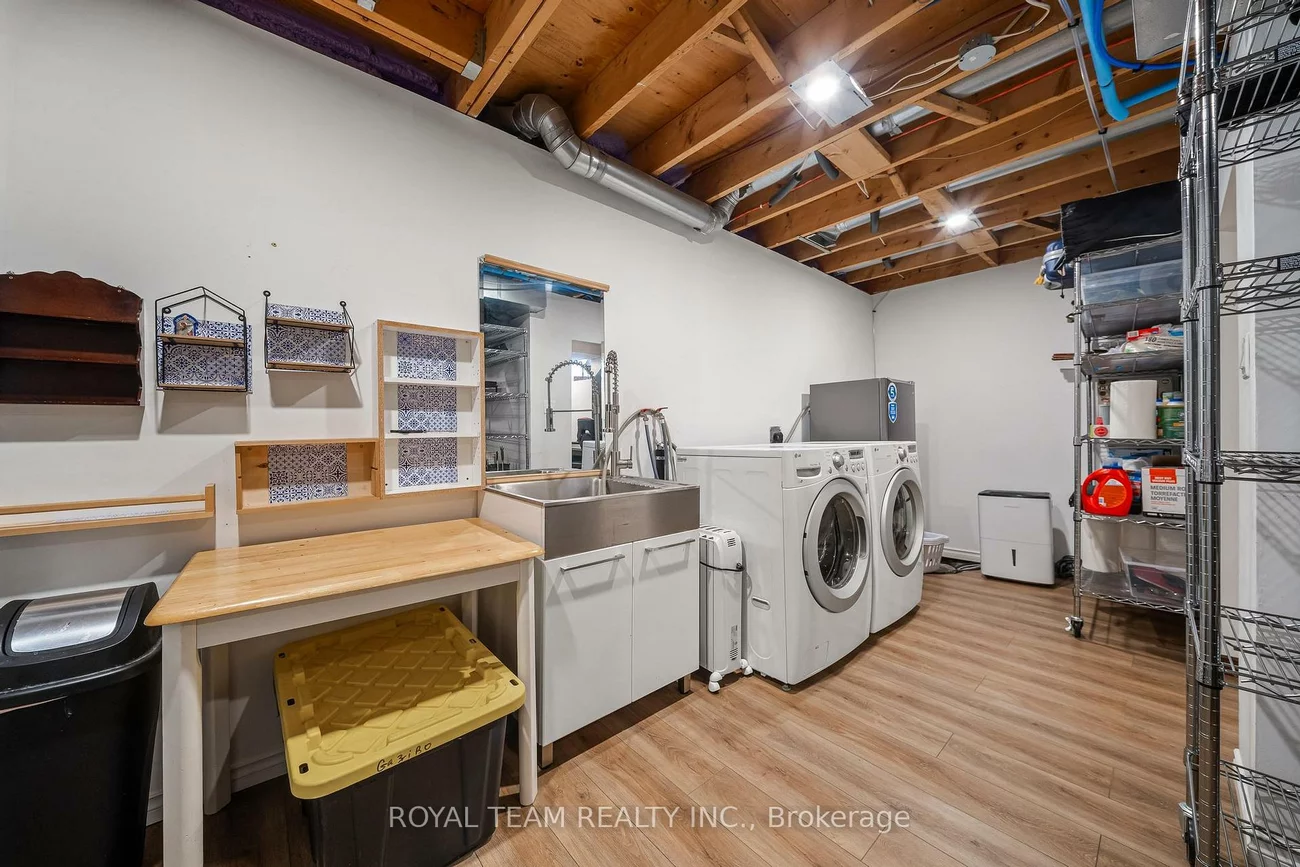 2500, Lloyd, Alcona, Innisfil