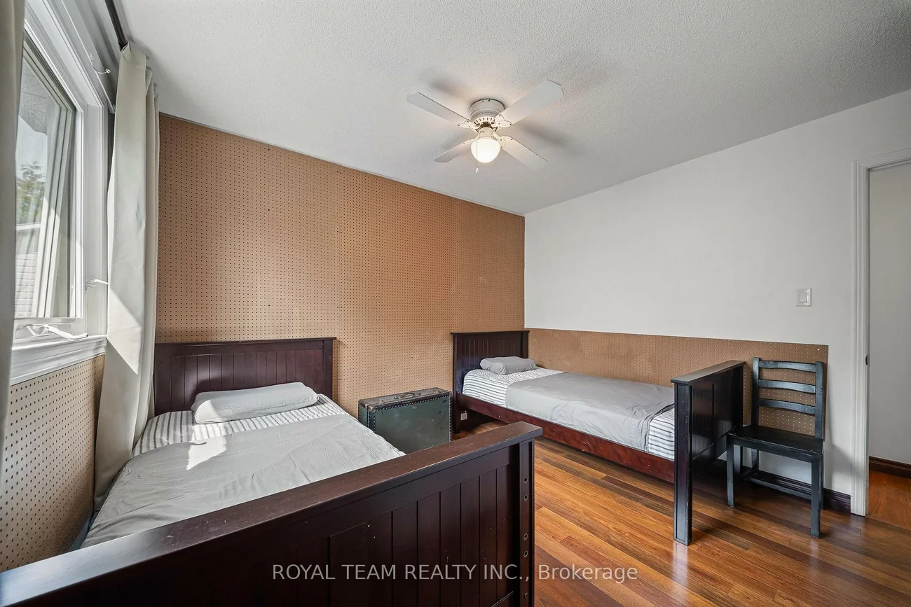 2500, Lloyd, Alcona, Innisfil