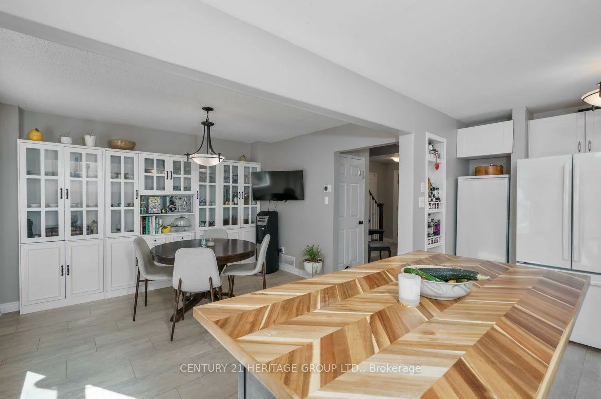 1919, Applewood, Alcona, Innisfil