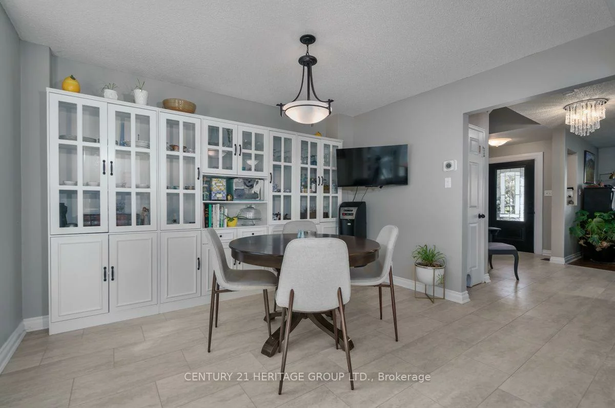1919, Applewood, Alcona, Innisfil