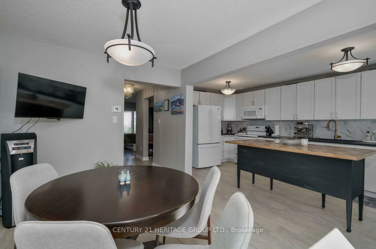 1919, Applewood, Alcona, Innisfil