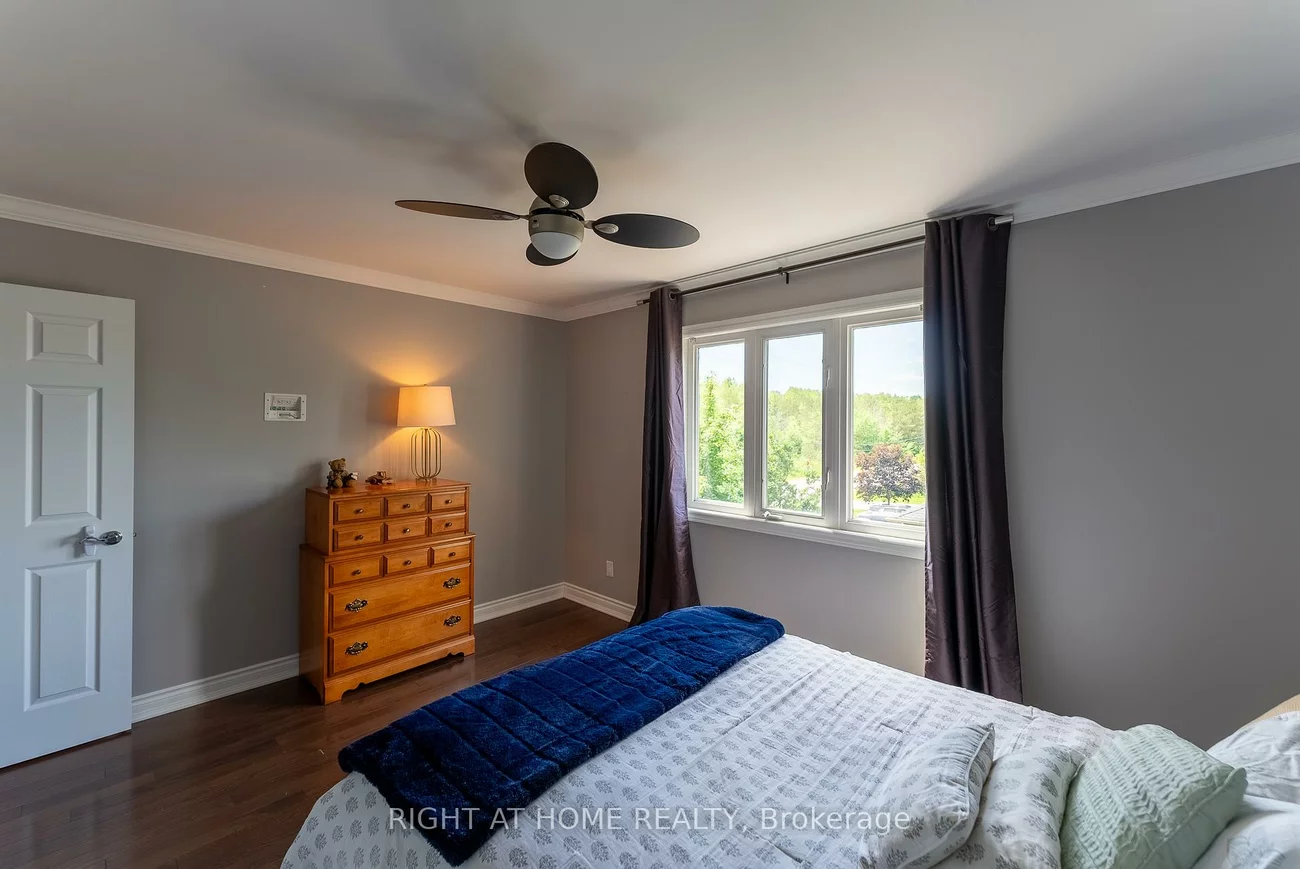 1660, Moyer, Alcona, Innisfil