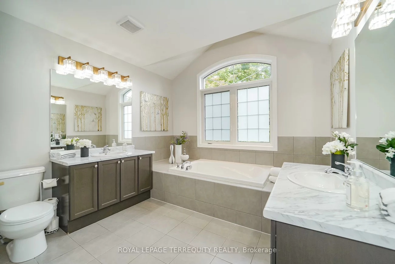 2162, Dawson, Alcona, Innisfil