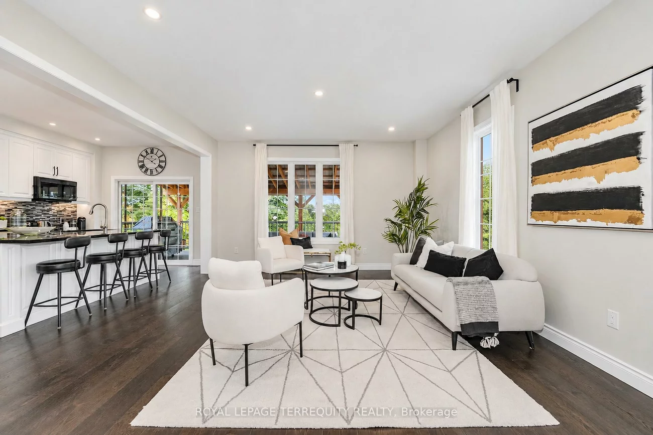 2162, Dawson, Alcona, Innisfil