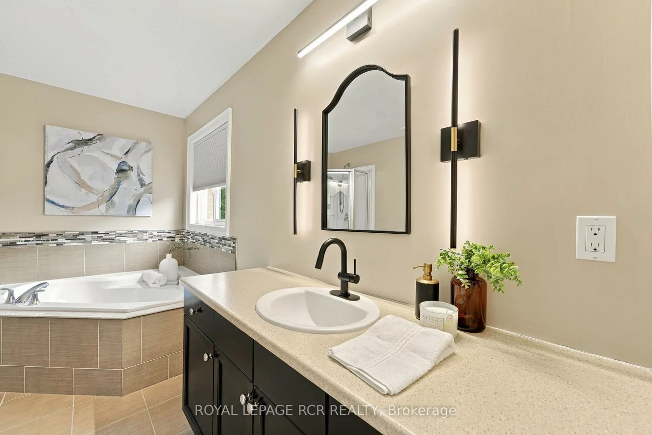 825, Booth, Alcona, Innisfil
