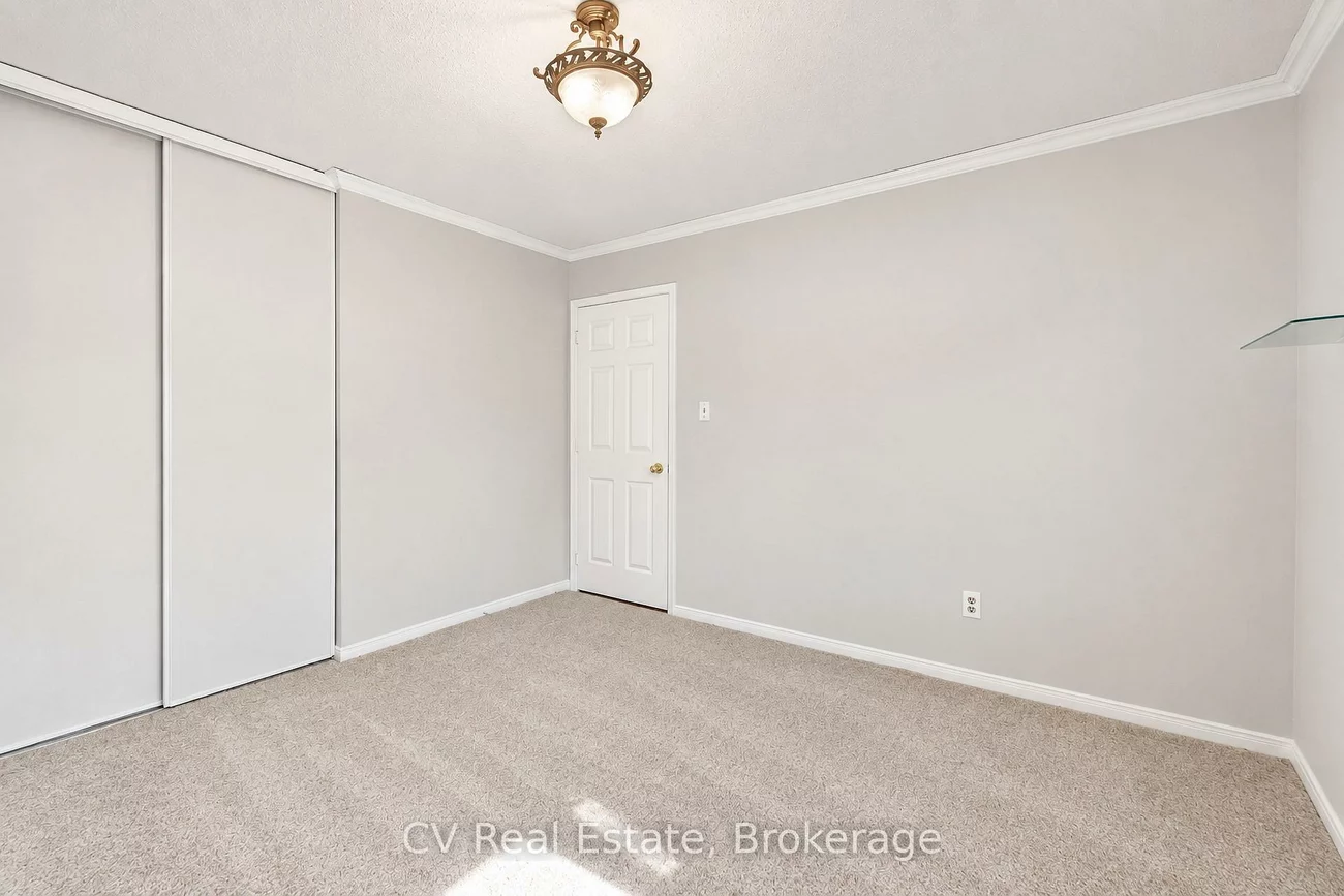 1025, Maclean, Alcona, Innisfil