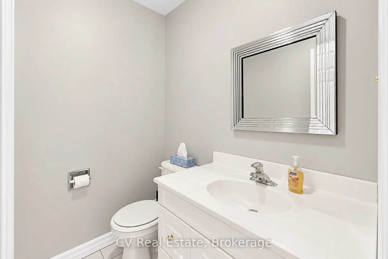 1025, Maclean, Alcona, Innisfil