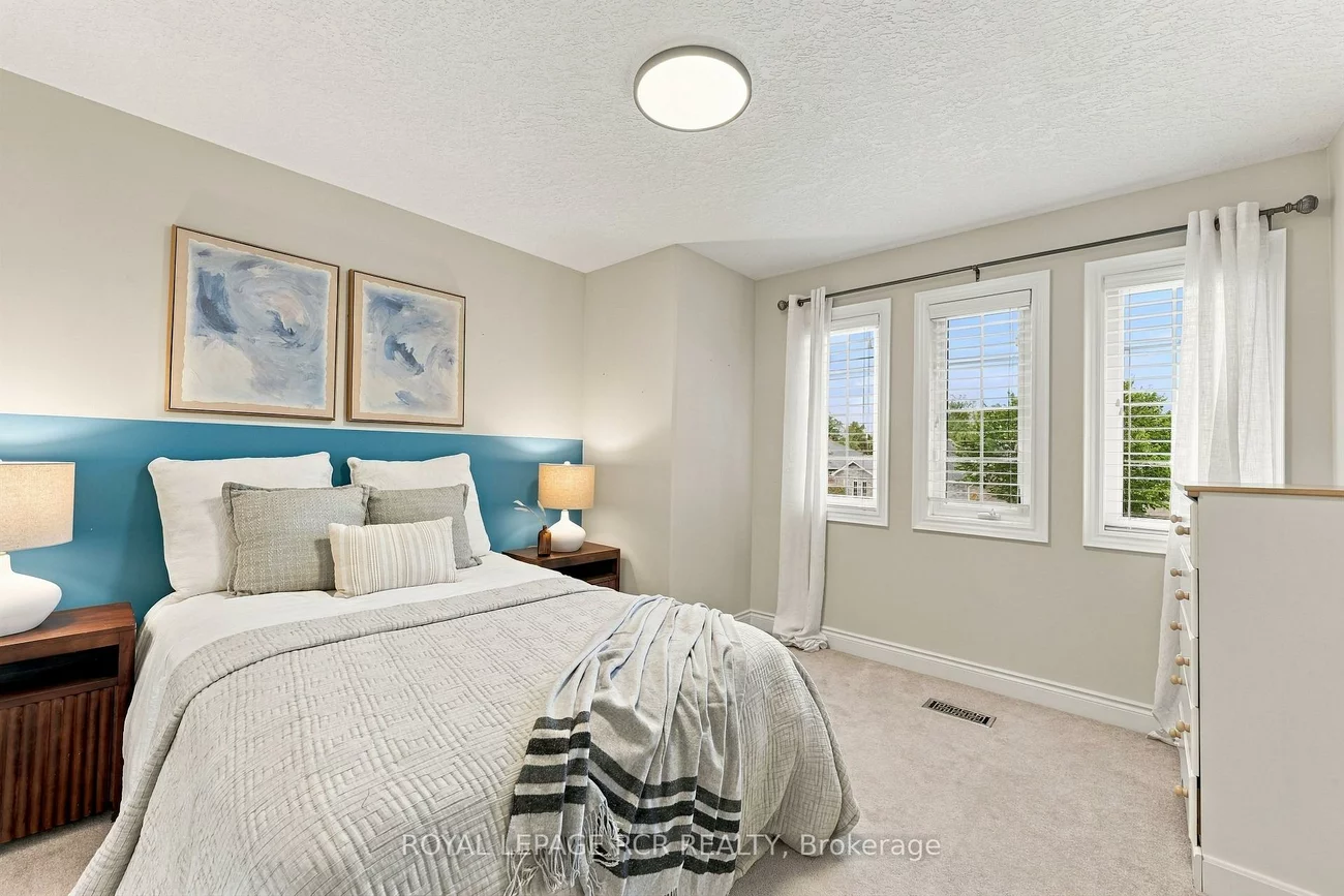 825, Booth, Alcona, Innisfil