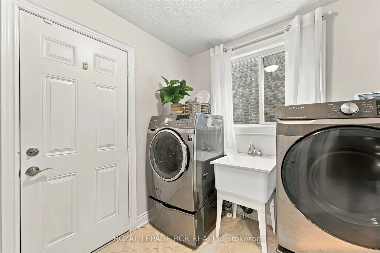 825, Booth, Alcona, Innisfil